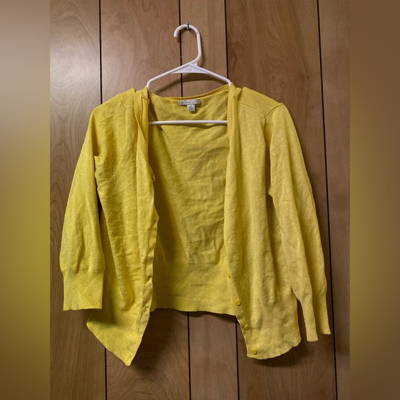 clothes for sale !! - Picture 1 of 1